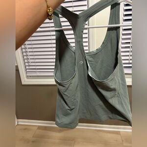 Women's lululemon soft tank size 8